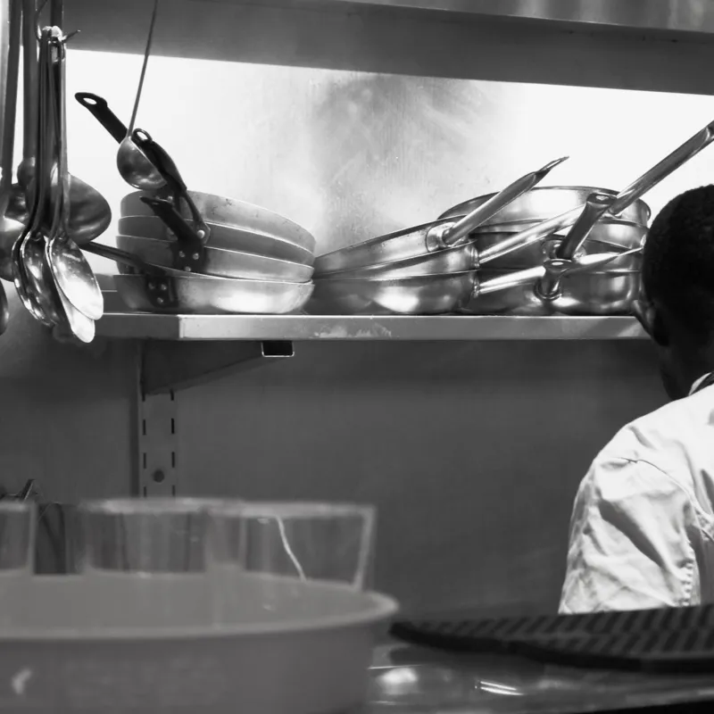 pexels_13195436.jpg Stile e Innovazione nel Lavoro