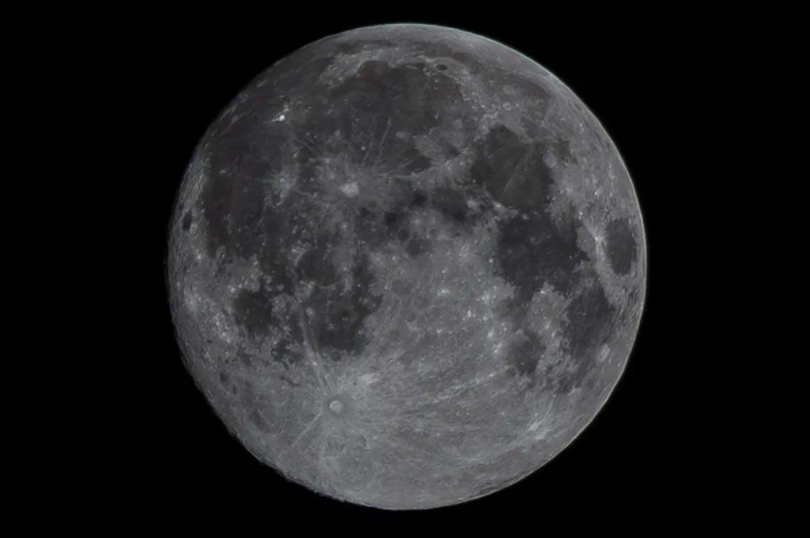 Circumnavigazione Lunare